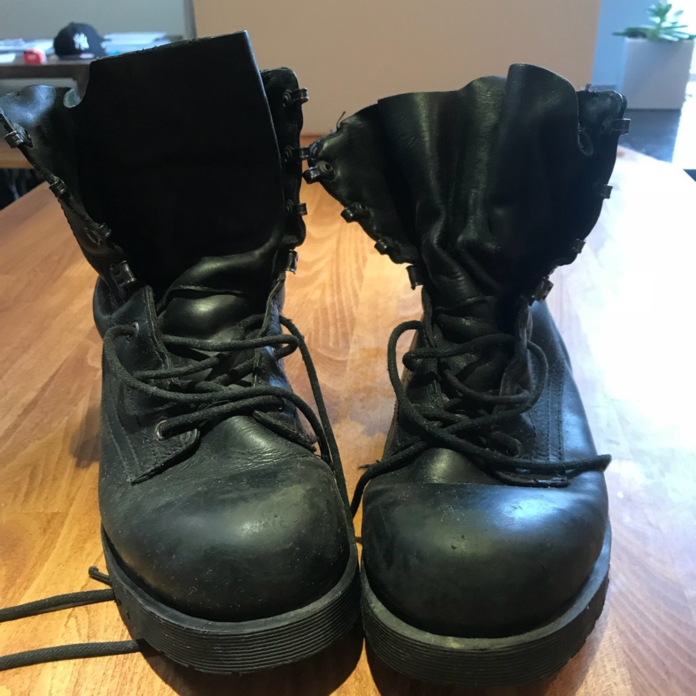 Dr Martens Military black boots